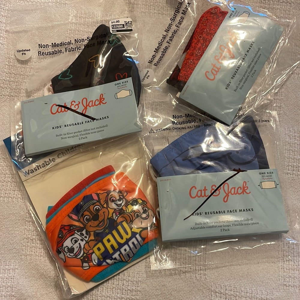 Cat and Jack kids face mask (boys and girls).